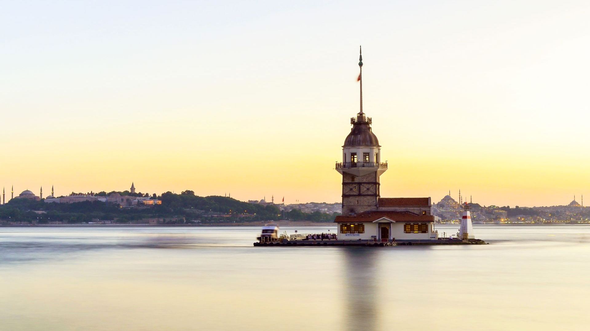 A Gentle Day in Istanbul Between Clinic Appointments