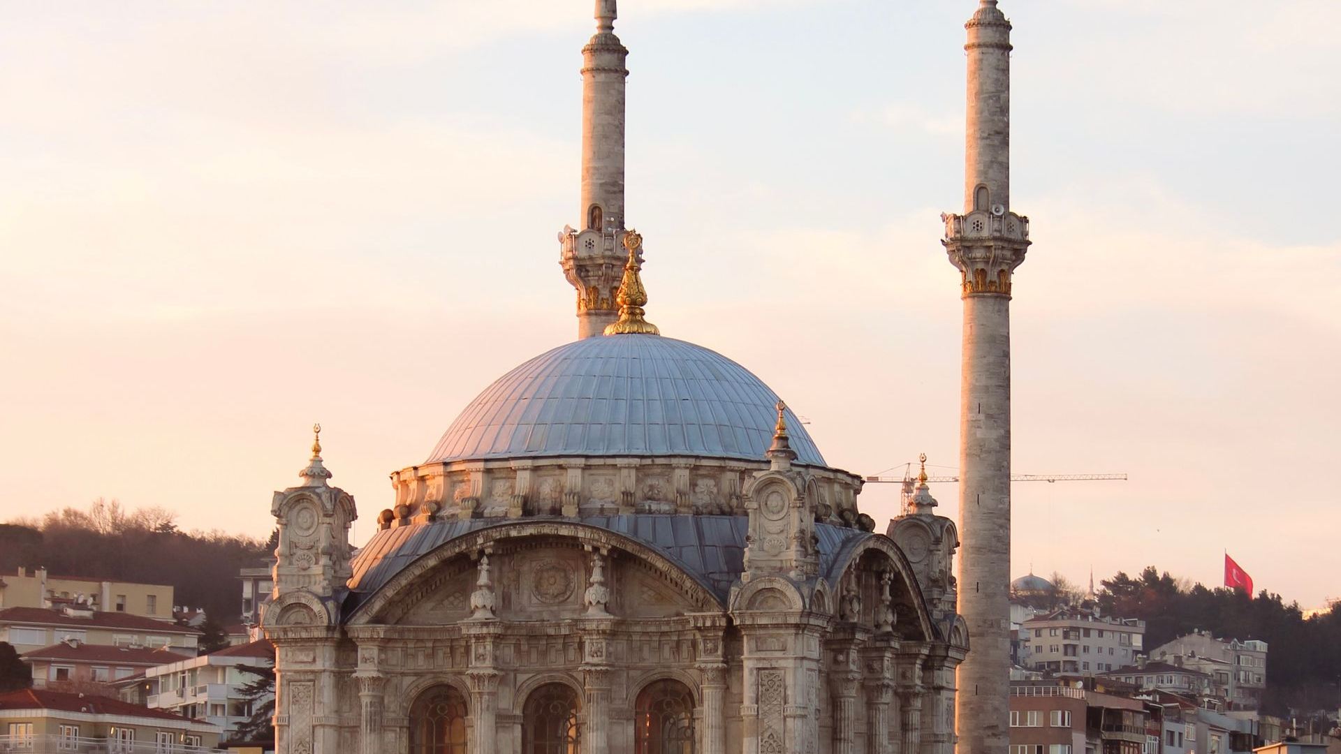 Money in Istanbul: Turkish Lira, Card Payments and Tipping for Travellers